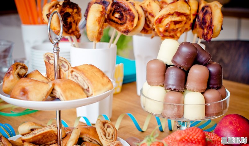 一家专门做榴莲披萨店怎么添加标题,榴莲蛋糕diy店铺名字 - 星座运势