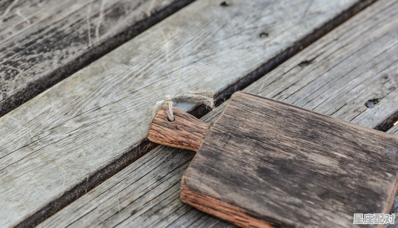 为何饭店都用松木菜板,木头牌子饭店名字大全 - 星座运势