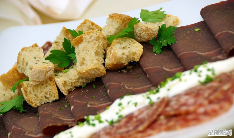 什么店铺的脆皮鸡比较大_华莱士的脆皮炸鸡如何做 - 星座运势