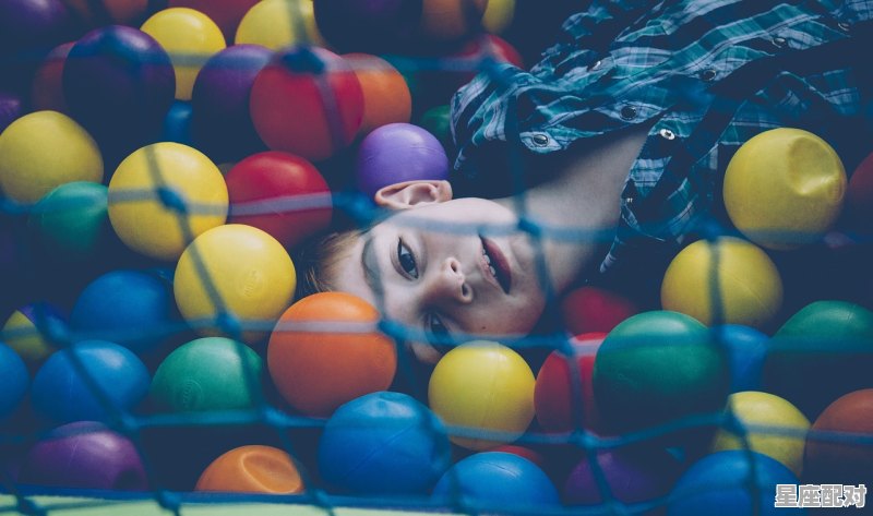 霍勒迪签约李宁真的吗，李宁什么星座 - 星座运势