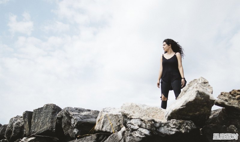 天秤座说明书? 天秤座说明书? - 星座运势