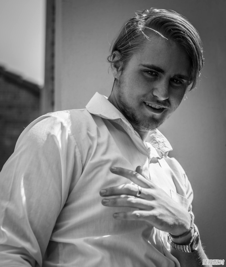 天秤座男人的特点：天秤座男人性格,天秤座男人的爱情 - 星座运势