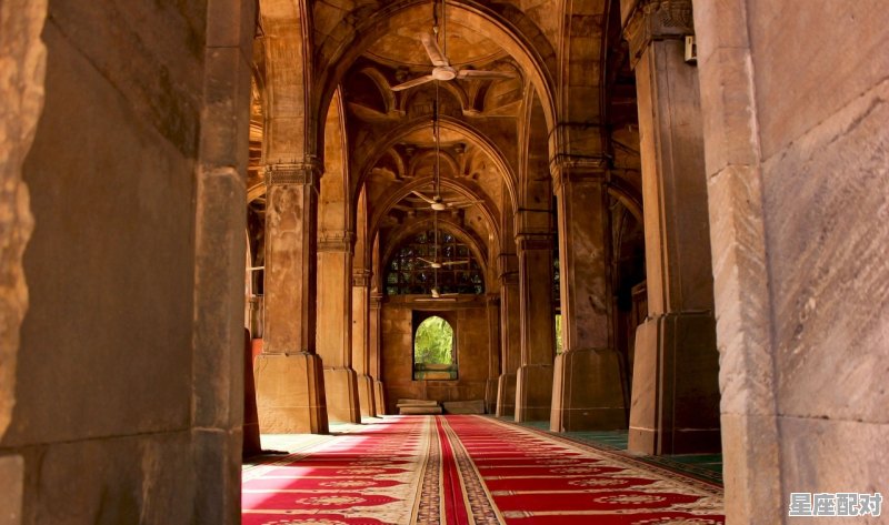 天炉座的传说 天炉座的传说 - 星座运势