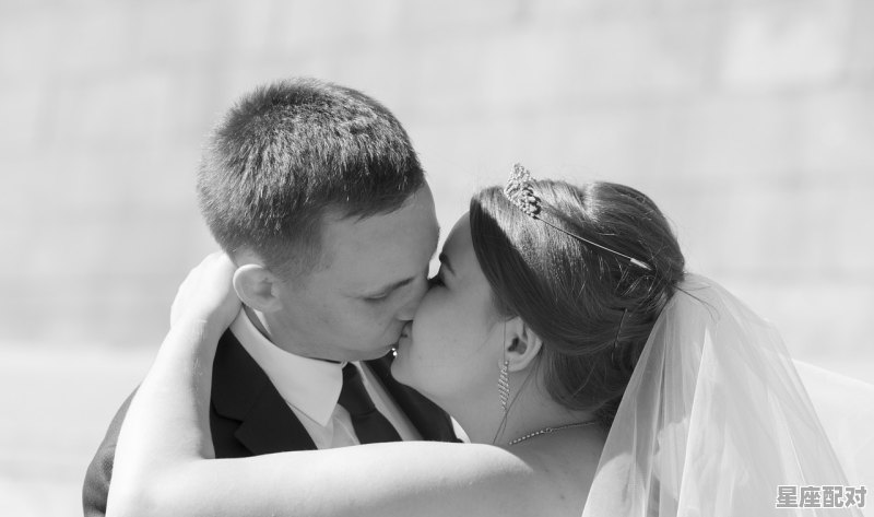 哪几种眉毛注定你人生坎坷 - 星座运势