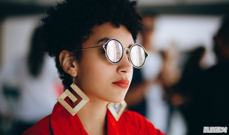 卖耳环和眼镜的群名称 卖耳环和眼镜的群名称 - 星座运势