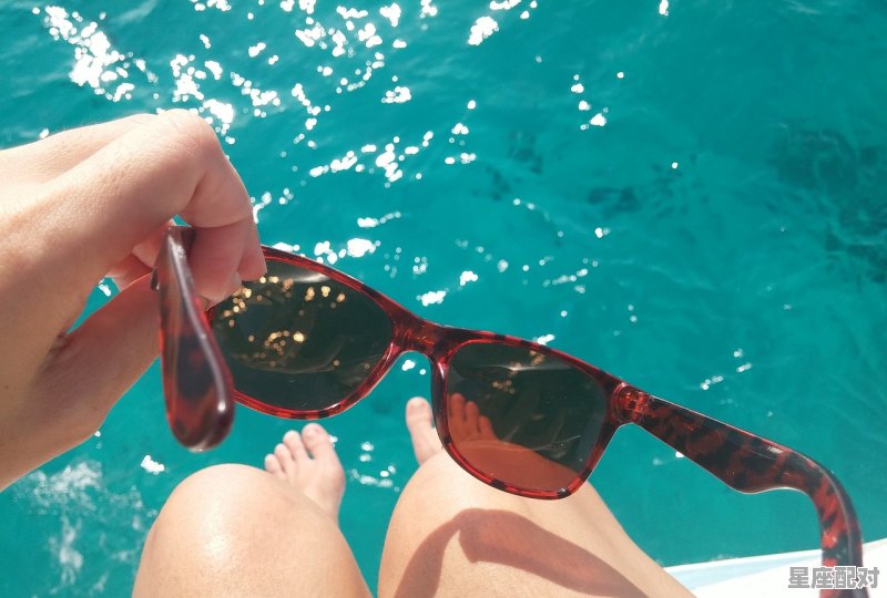 梦到在水里游泳是什么意思;梦到在水里  - 星座运势