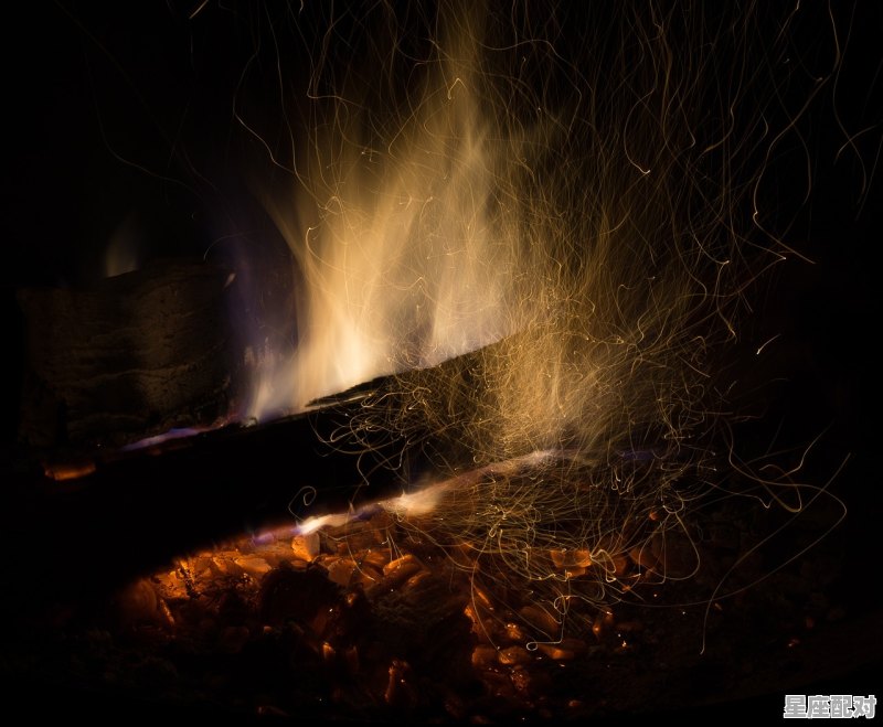 火里烧是什么,河南23小年习俗是吃火焰 火里烧是什么,河南23小年习俗是吃火焰 - 星座运势