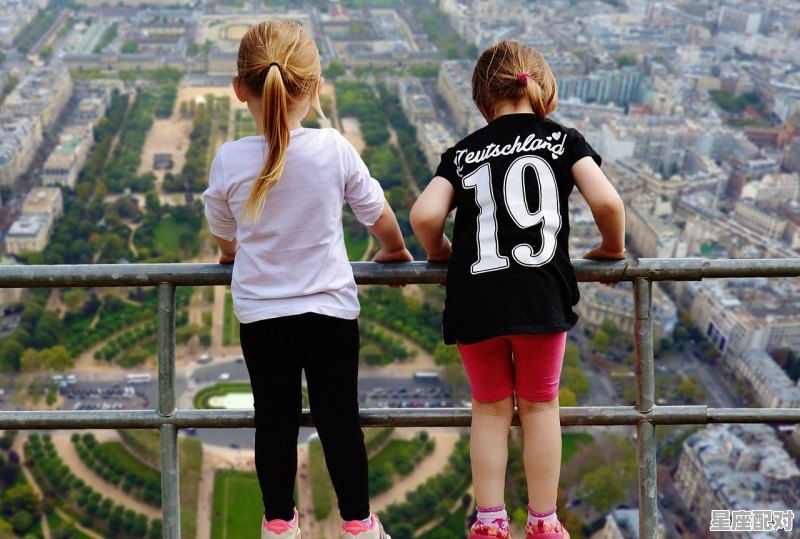 jisoo几岁当主持人_blackpink全体身高 - 星座运势