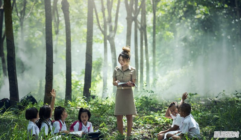 真想一觉醒来，我在小学教室对同桌说，我做了一个好长的梦出自哪里,梦到小学 - 星座运势