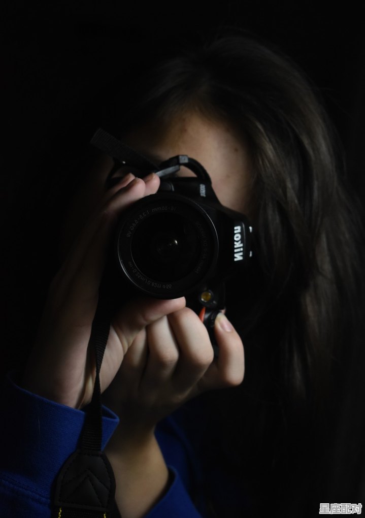 水瓶座女生的优点和缺点_o型血的水瓶座最大优点和缺点 - 星座运势