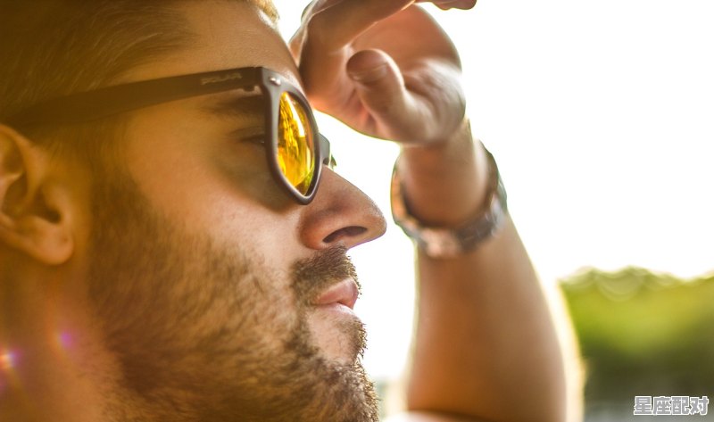 男士一般戴几眼天珠_秀才人情半张纸 男士一般戴几眼天珠_秀才人情半张纸 - 星座运势