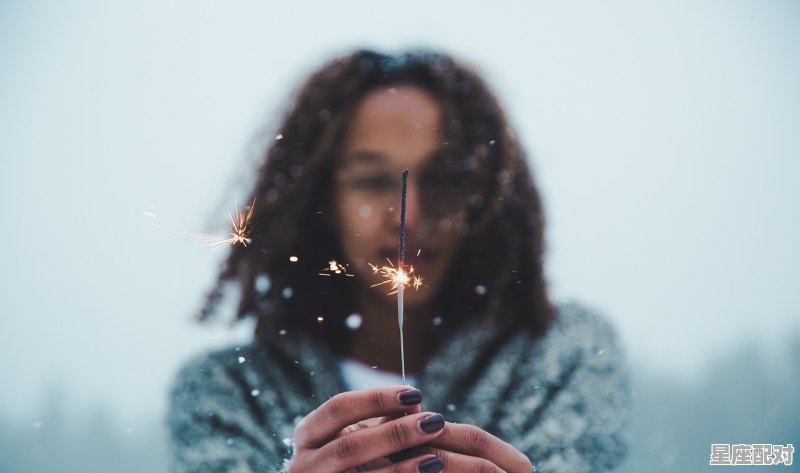 巨蟹座和水瓶座能走到一起吗_水瓶女巨蟹座男婚姻 会出轨吗 巨蟹座和水瓶座能走到一起吗_水瓶女巨蟹座男婚姻 会出轨吗 - 星座运势