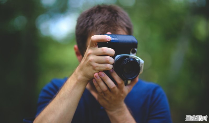 赖脸是什么意思，缠脸习俗 - 星座运势