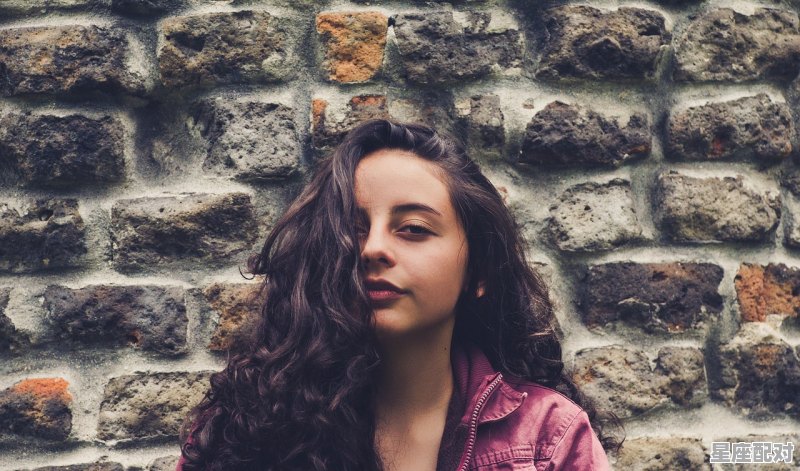 属猪双鱼座女生性格_71年猪男双鱼座最近爱情 属猪双鱼座女生性格_71年猪男双鱼座最近爱情 - 星座运势