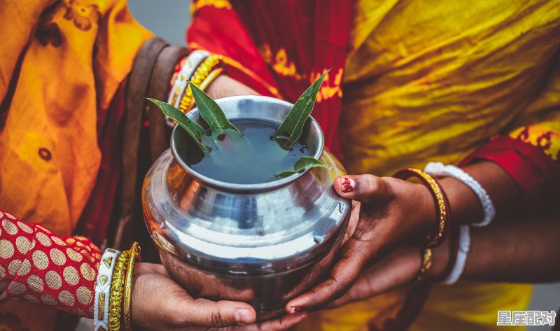 传统习俗与封建迷信的区别是什么,哪些习俗属于封建迷信 - 星座运势