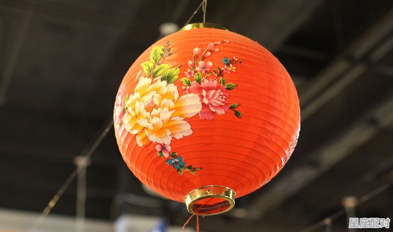 正月初一;正月十五;五月初五;八月十五;九月初九,对应的节日和风俗习惯是什么,腊月三十习俗 正月初一;正月十五;五月初五;八月十五;九月初九,对应的节日和风俗习惯是什么,腊月三十习俗 - 星座运势