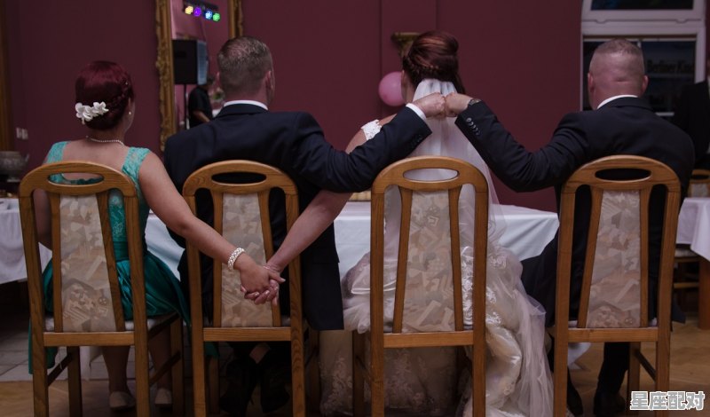 沈君山发现谢襄是女生在第几集_梦到枪杀 - 星座运势