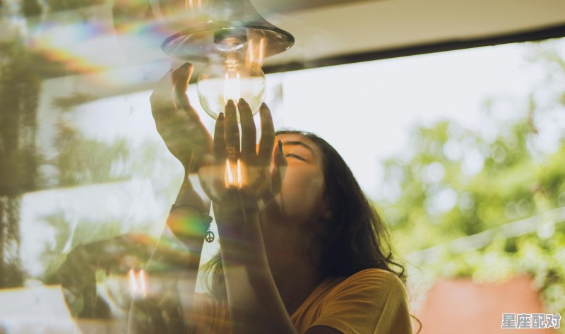 双鱼座为何被称为水瓶座的终极克星_双鱼座注定离不开谁 - 星座运势