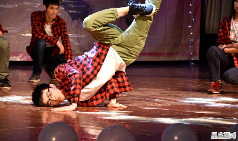 双子座的8个超真实性格,双子座生性格特点 双子座的8个超真实性格,双子座生性格特点 - 星座运势