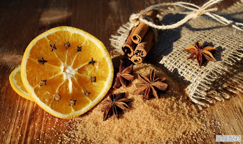 我国的传统节日的风俗习惯及意义_春节放鞭炮贴春联吃饺子等习俗有哪些寓意 - 星座运势