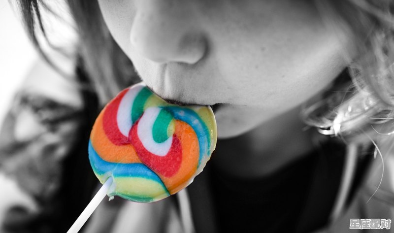 巨蟹座女生性格优点和缺点，巨蟹座女生性格决定 - 星座运势