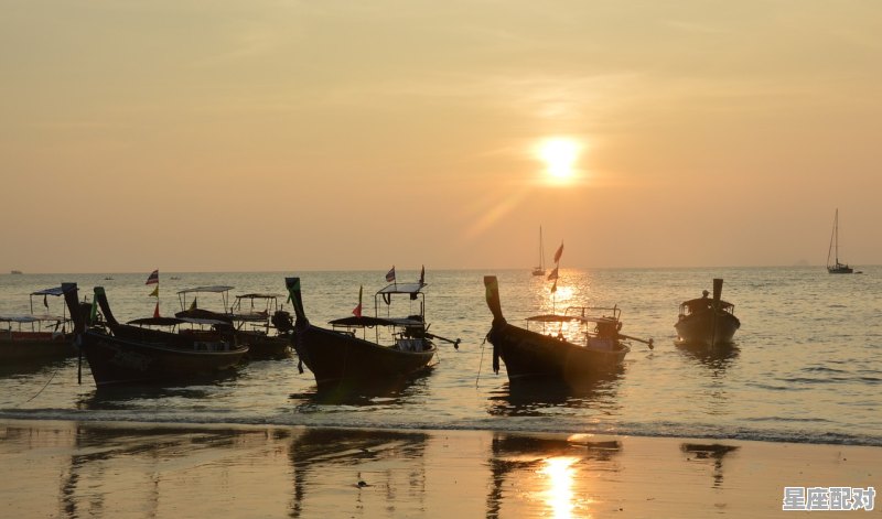 大海有很多小船寓意是什么，做梦梦到船 - 星座运势