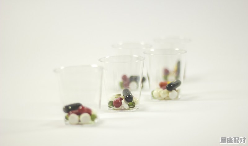 男朋友的爸爸生病了，很严重，该怎么安慰，梦到爸爸生病 - 星座运势