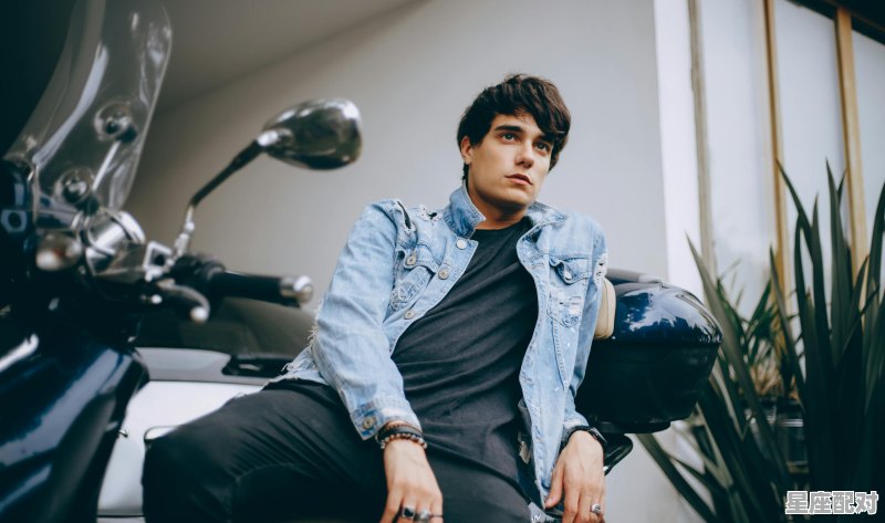 何捷是什么星座_张馨予的老公是什么星座 - 星座运势