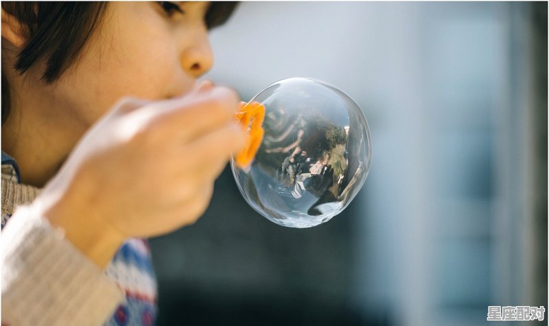 简单分析一下，水瓶座男生的性格,水瓶座性格标准男生 - 星座运势