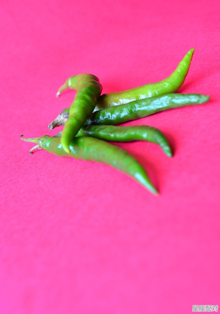 尖椒的寓意_门口挂辣椒什么意思 - 星座运势