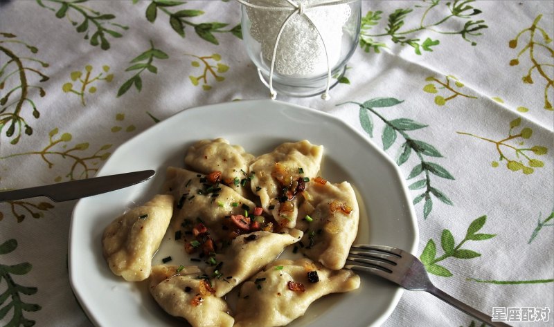 吃饺子的由来和习俗，中国习俗吃饺子 - 星座运势