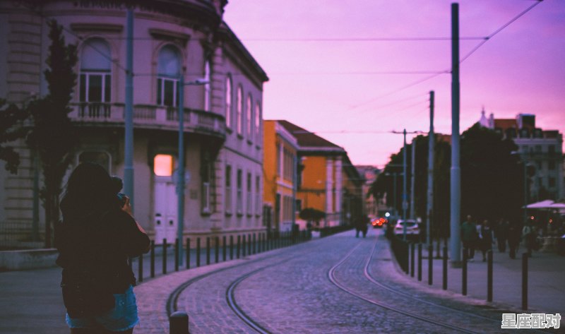 12星座运势2020年每月运势，天蝎水瓶女今日运势 - 星座运势