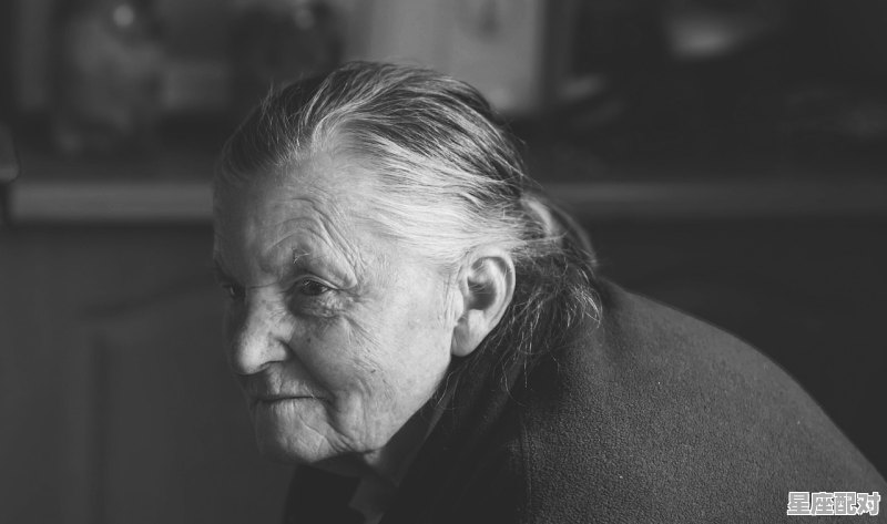 老人过世后,头七,二七,三七,什么的有什么讲究,做梦梦到已故老人 老人过世后,头七,二七,三七,什么的有什么讲究,做梦梦到已故老人 - 星座运势