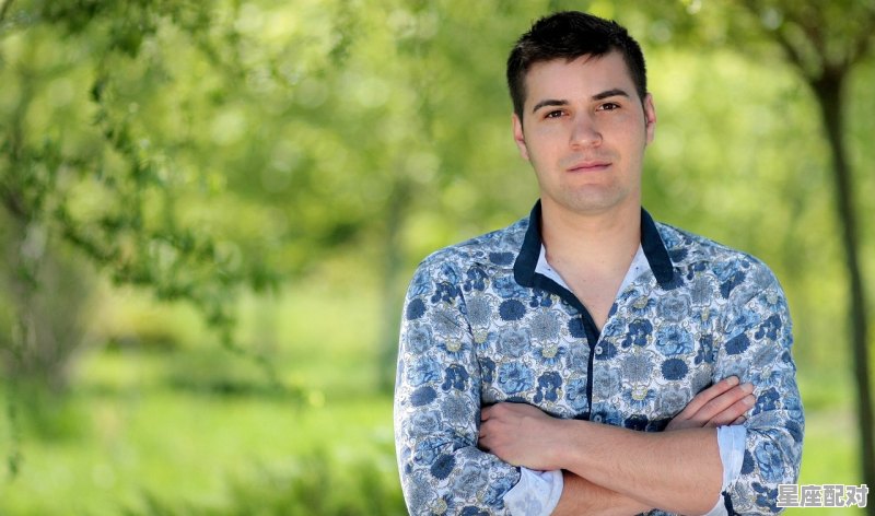 张卫健的真实身高是多少_张卫健属什么生肖 - 星座运势