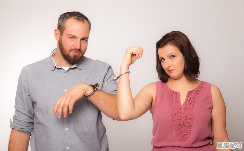 当兄弟姐妹引发争吵，该怎样改善之间的关系，梦到和兄弟吵架 - 星座运势