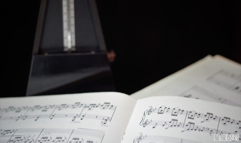 让脚步轻快是什么歌,独门秘籍属于什么生肖 - 星座运势