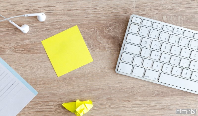 高铁的座位号是怎么排列的?分A B C D E是什么意思,5 2什么星座 高铁的座位号是怎么排列的?分A B C D E是什么意思,5 2什么星座 - 星座运势