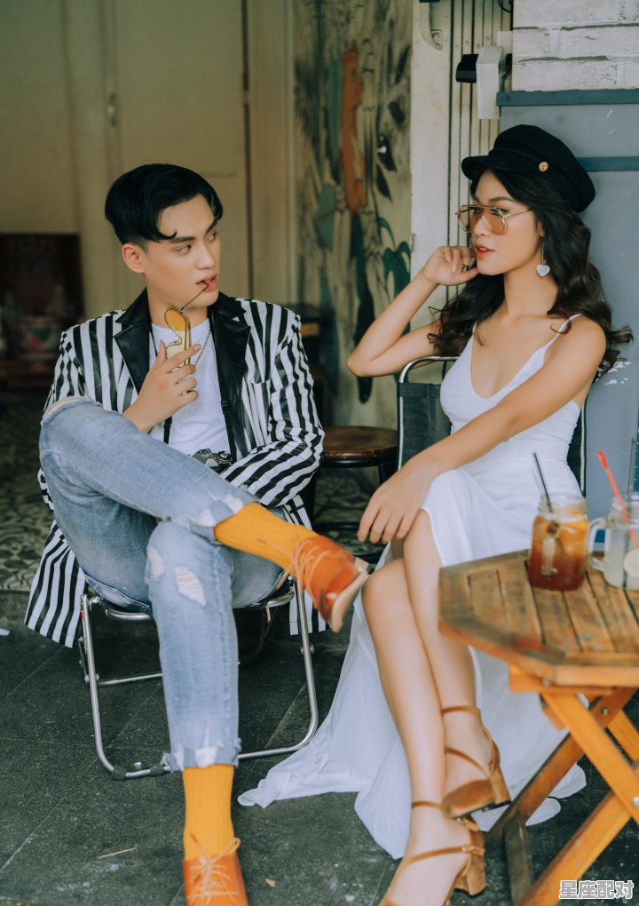 女明星拍吻戏，对方有了生理反应怎么办,梦到和明星接吻 - 星座运势