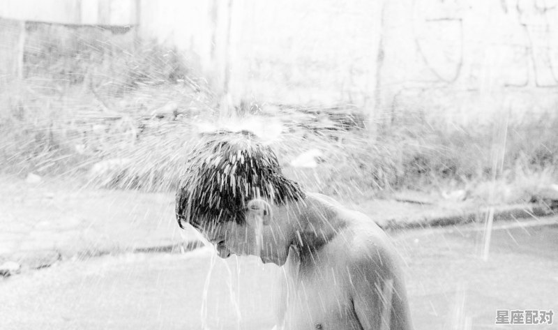 梦臆飘雨是什么意思,孕妇做梦梦到下雨 梦臆飘雨是什么意思,孕妇做梦梦到下雨 - 星座运势