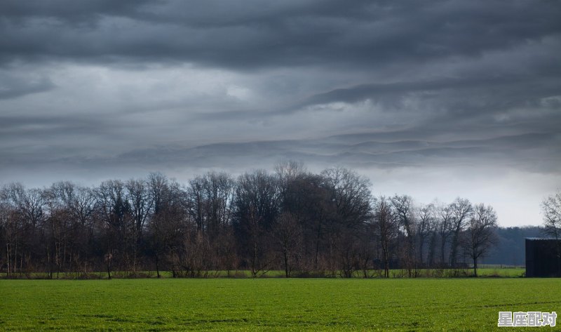 早上乌云密布的文案,梦到天空乌云密布 早上乌云密布的文案,梦到天空乌云密布 - 星座运势
