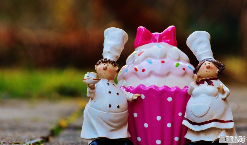 一个人过生日早中晚吃什么,汉族生日习俗 一个人过生日早中晚吃什么,汉族生日习俗 - 星座运势