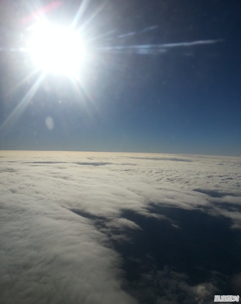 夜晚东方上空有七八颗星星在一堆的，也就是挤在一块，叫什么星星，或星座_波音飞机的全部型号及座位 - 星座运势