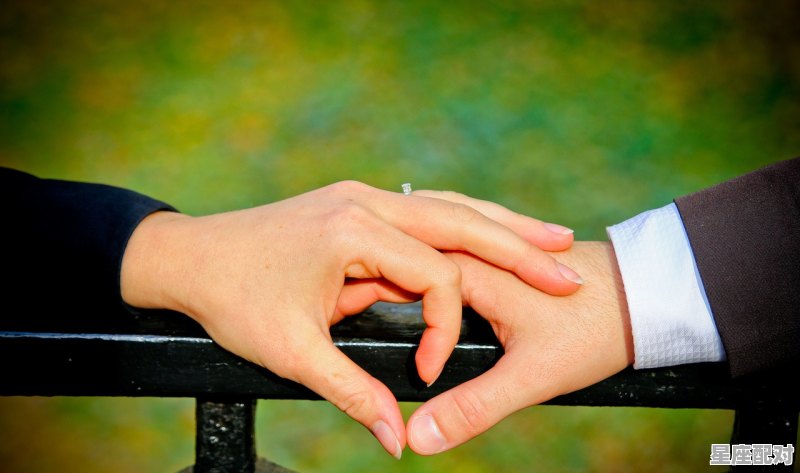 女朋友说对我没感觉，但是同意跟我结婚，怎么办，梦到和女朋友结婚了 - 星座运势