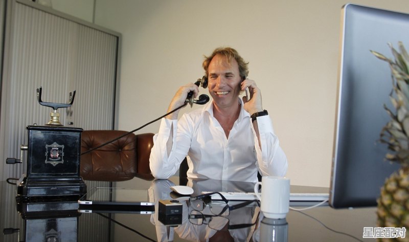 到底是怎么回事每天晚上都会做梦我是一个毕业的学生，孕妇梦到老同学 - 星座运势