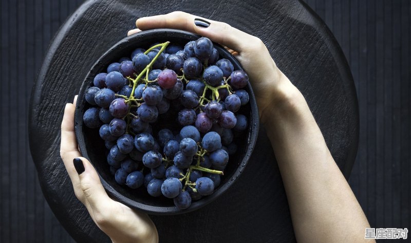 梦到摘了好多葡萄,梦到摘了好多葡萄 - 星座运势