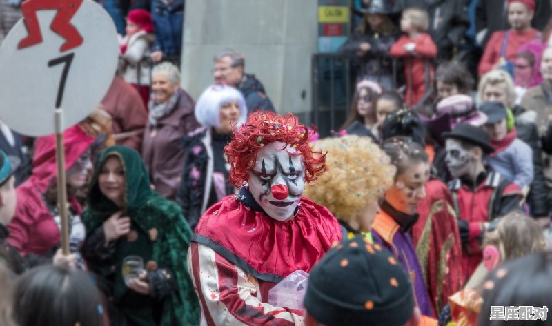双方家长见过面了，过年了，男女双方各有什么风俗啊,春节的习俗有所差异 - 星座运势