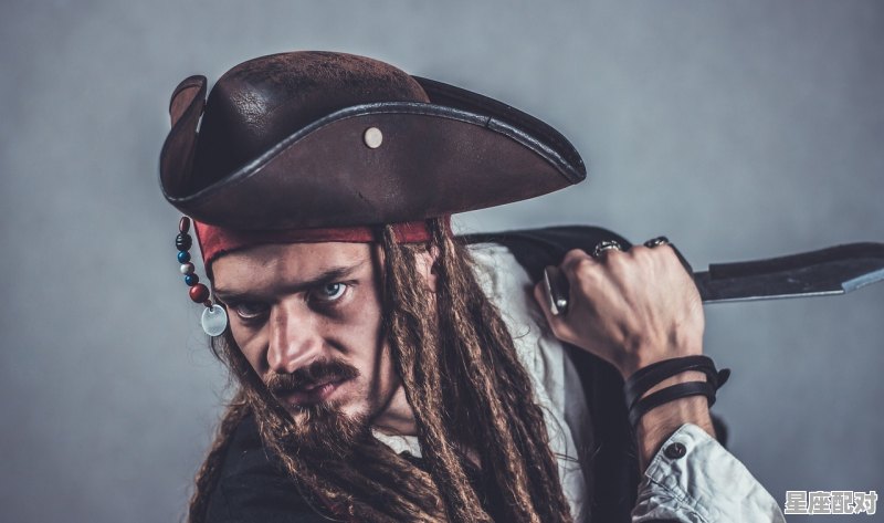 别人拿刀追你能拿刀反杀吗,梦到被人拿刀追杀 别人拿刀追你能拿刀反杀吗,梦到被人拿刀追杀 - 星座运势