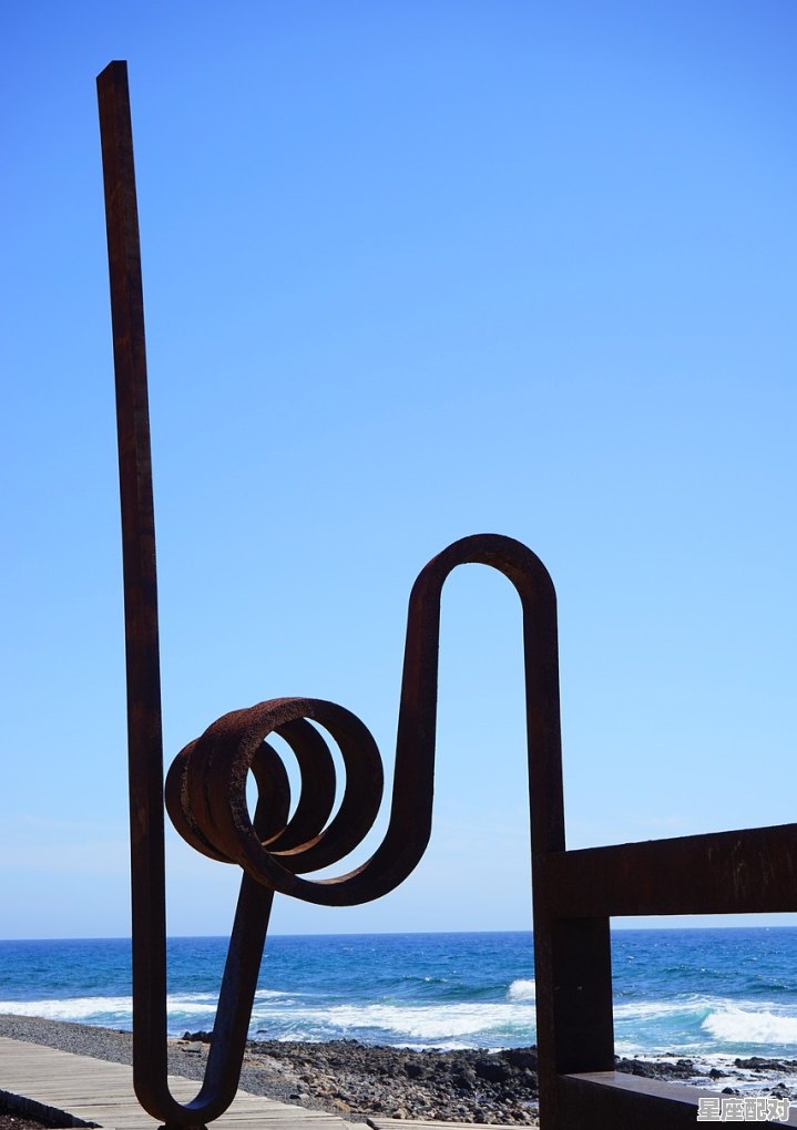 太阳能上水满了溢水是什么原因,梦到水溢 - 星座运势