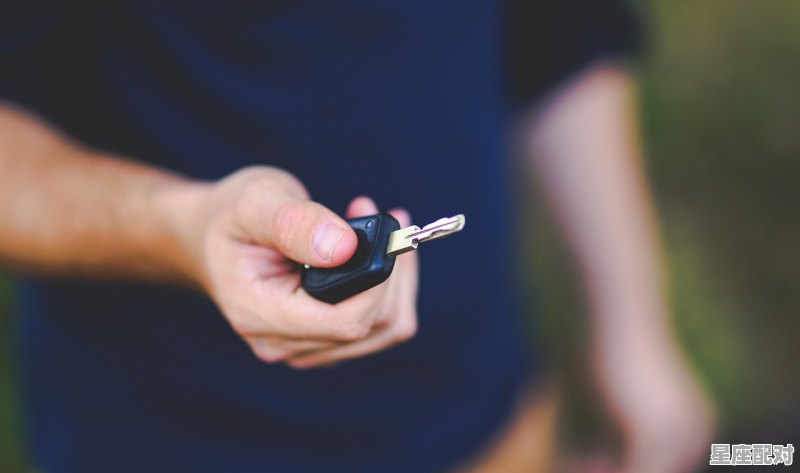 女生自称的词有哪些,称人有什么习俗 女生自称的词有哪些,称人有什么习俗 - 星座运势