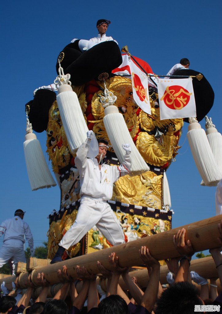 七月云南节庆活动攻略,云南人过端午有什么习俗 七月云南节庆活动攻略,云南人过端午有什么习俗 - 星座运势
